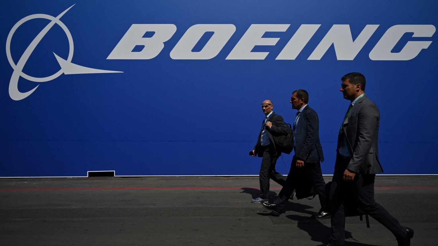 Stocks making the biggest moves midday: FedEx, Boeing, Ally, Domino’s and more