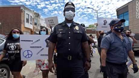 Opinion: How a new kind of policing saved America&#39;s most dangerous city