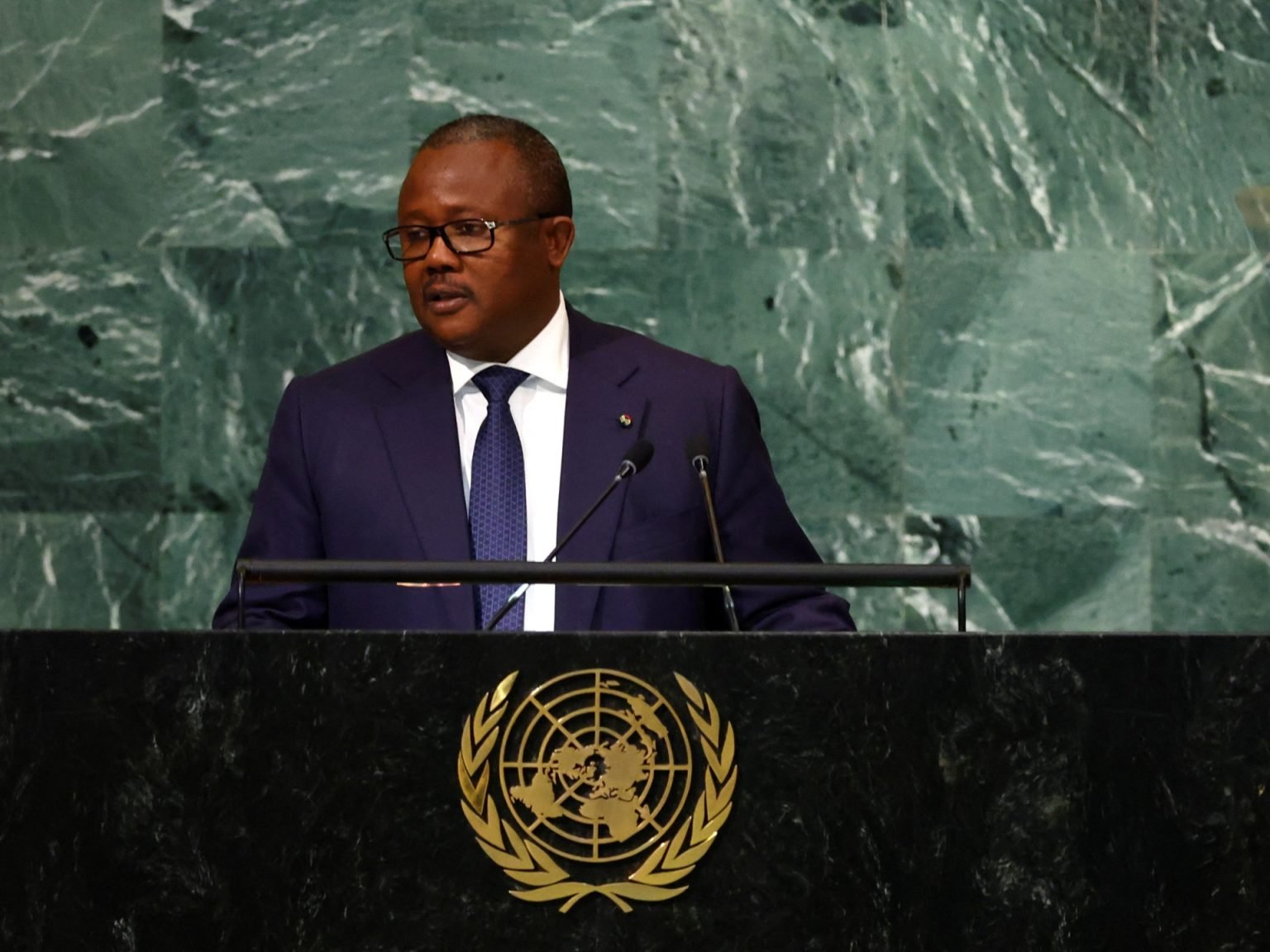 ECOWAS sanctions Guinea, condemns Mali over Ivorian troops