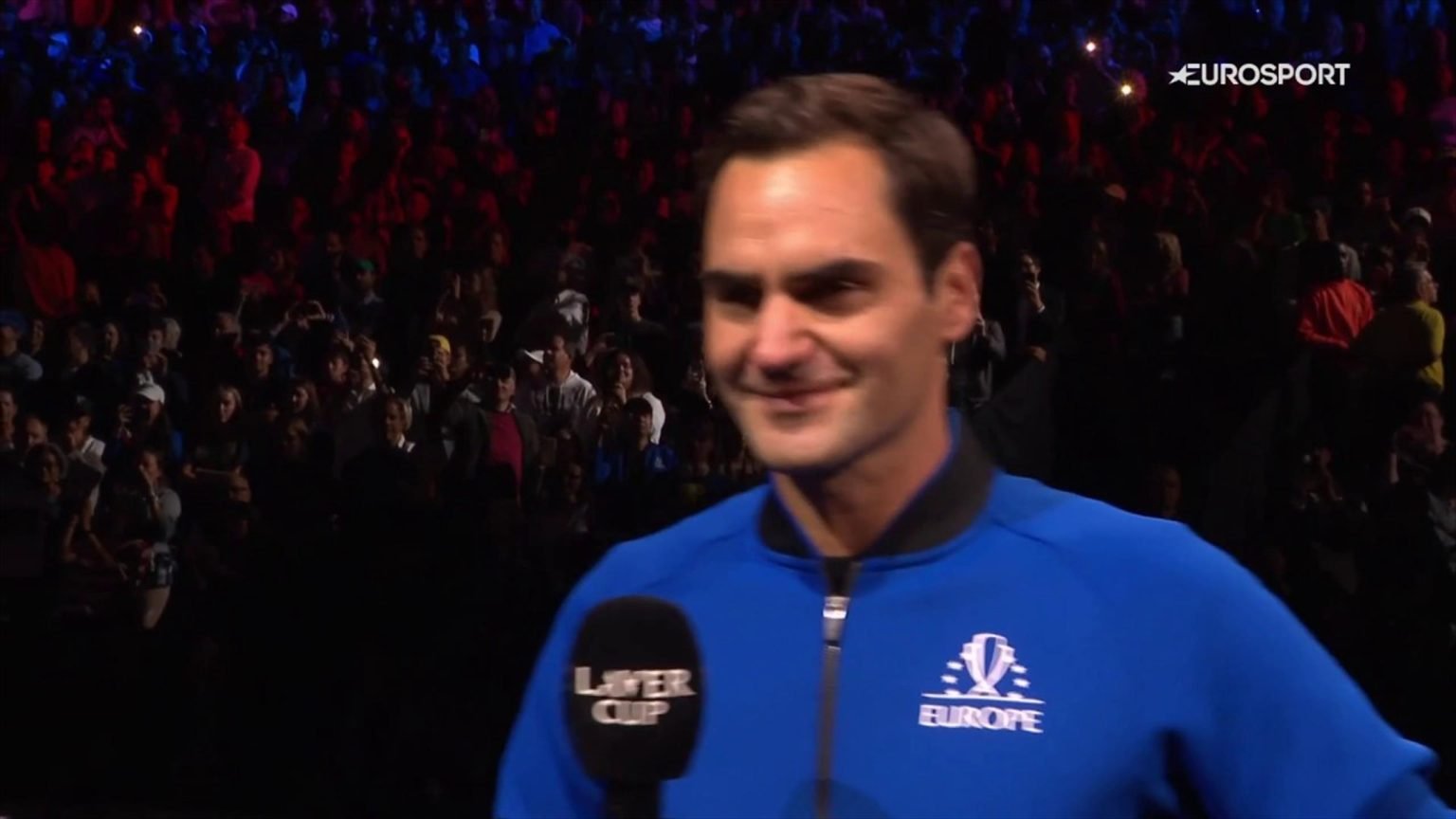 Roger Federer gives emotional interview in farewell to tennis at Laver Cup – ‘I didn’t want it to feel lonely out there’ – Tennis video