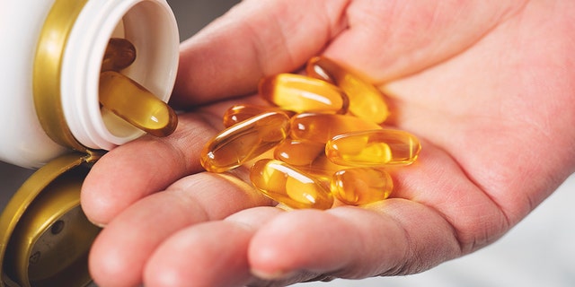 Omega-3 fatty acids are polyunsaturated fats that can found in foods and supplements.