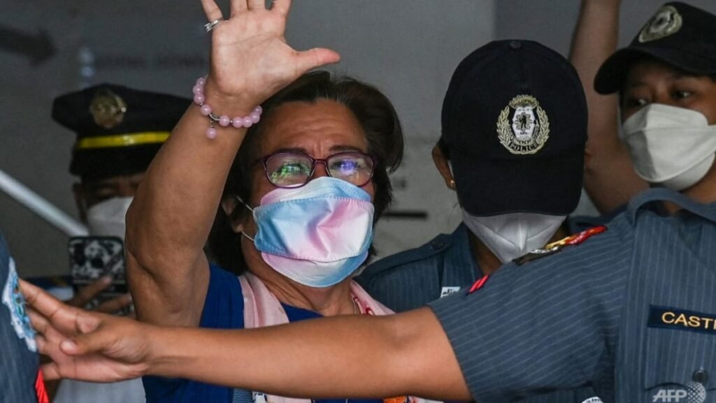 Philippine police kill 3 inmates amid rampage in Manila jail