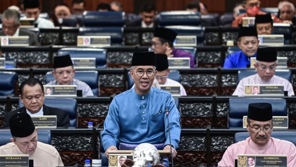 Malaysia unveils leaner budget for 2023; cuts income tax for middle-income group