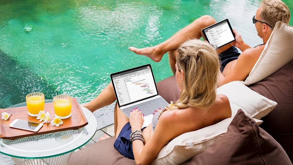 Hate the monotony of the 9-5? Digital nomad life could be the ‘self medication’ you need
