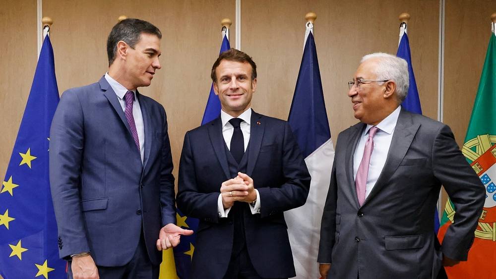 Spain and France announce new deal to build underwater gas pipeline