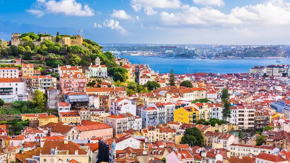 Portugal wants to increase airport fees – here’s how and when it could affect your trip