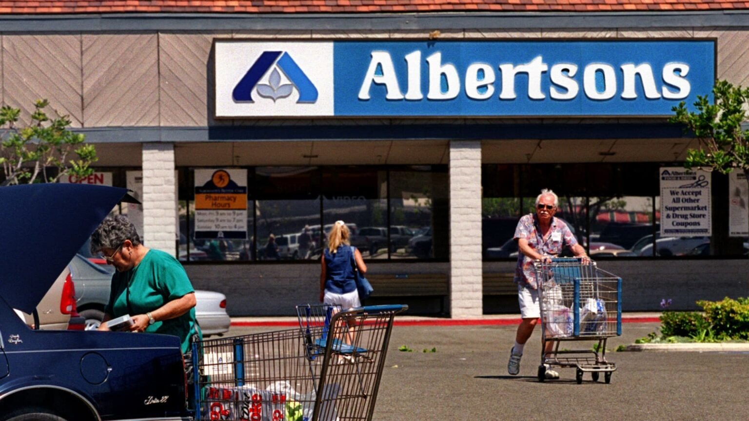 Stocks making the biggest moves premarket: Albertsons, JPMorgan Chase, Beyond Meat and more