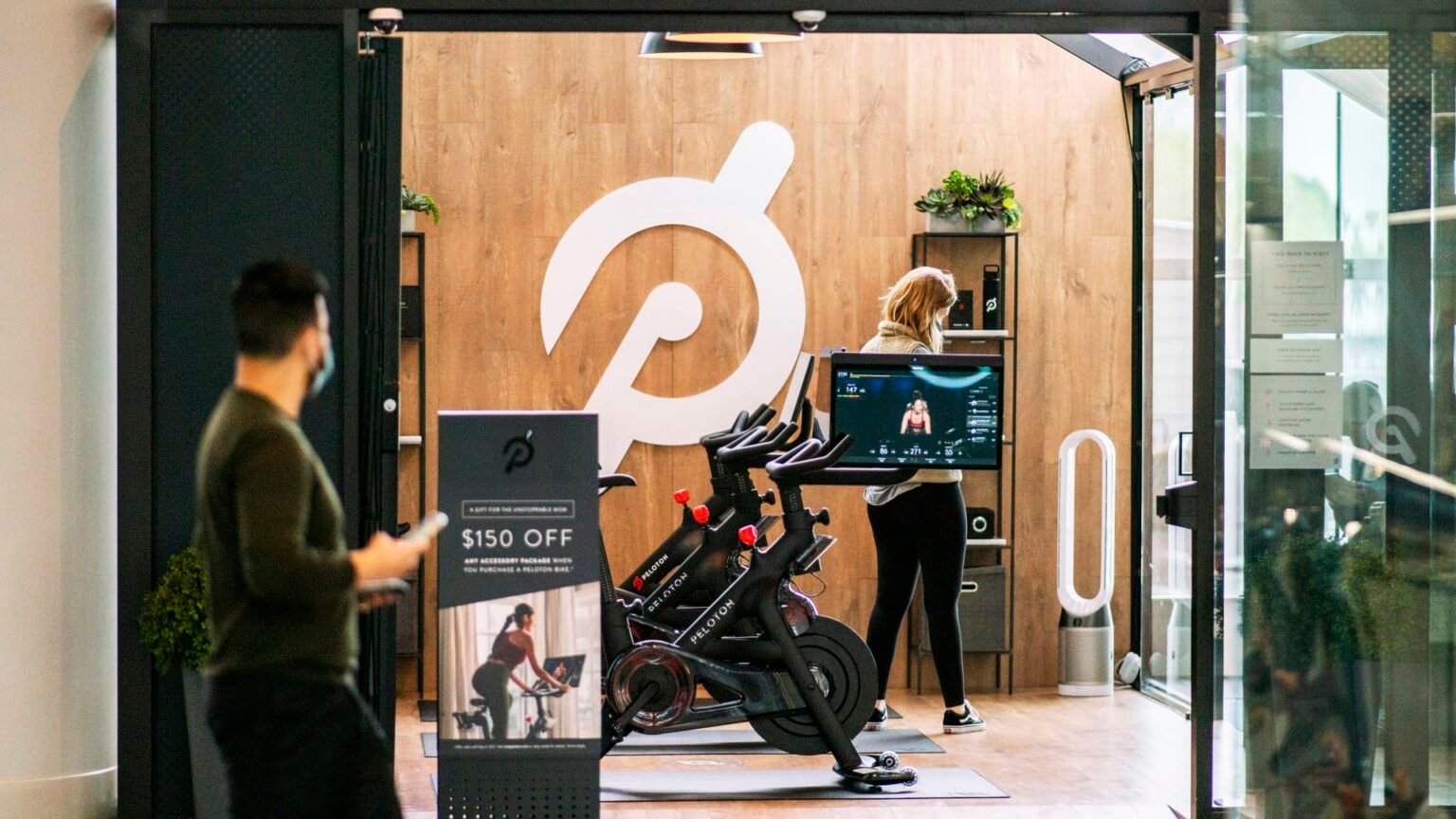 Peloton slashing 500 more jobs as it races to return to growth