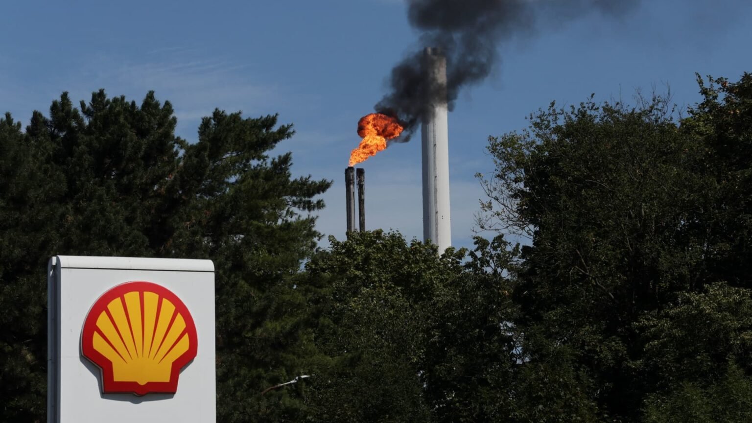 Stocks making the biggest moves midday: Compass, General Electric, Shell, Pinterest and more