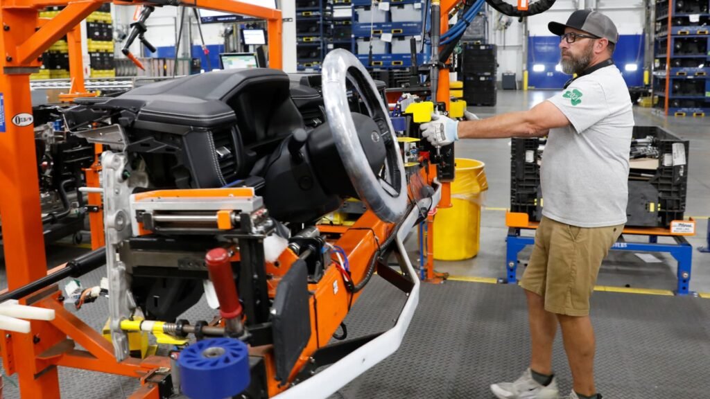 Wholesale prices rose 0.4% in September, more than expected as inflation persists