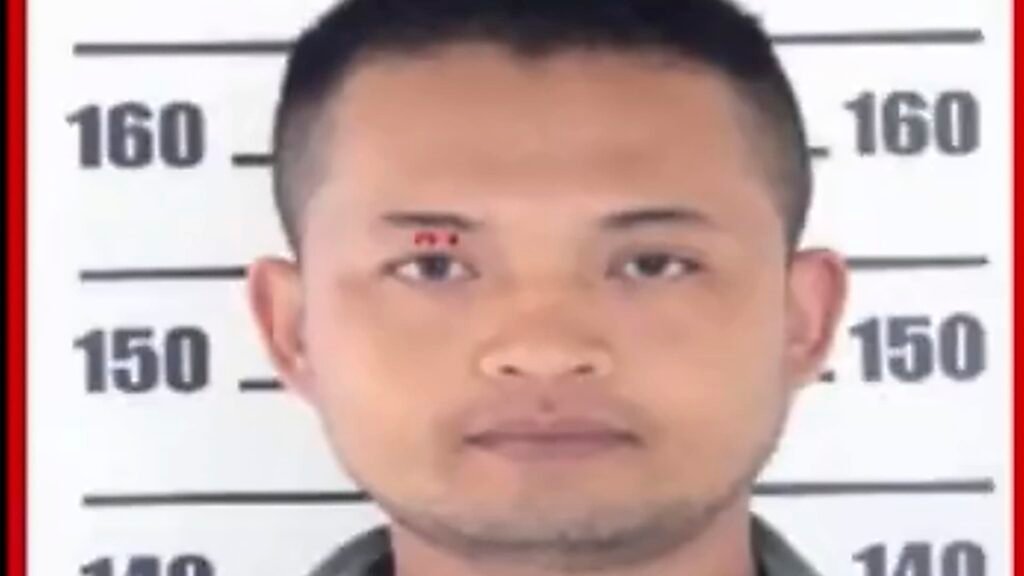 Former cop attacks Thai day care center, kills at least 36