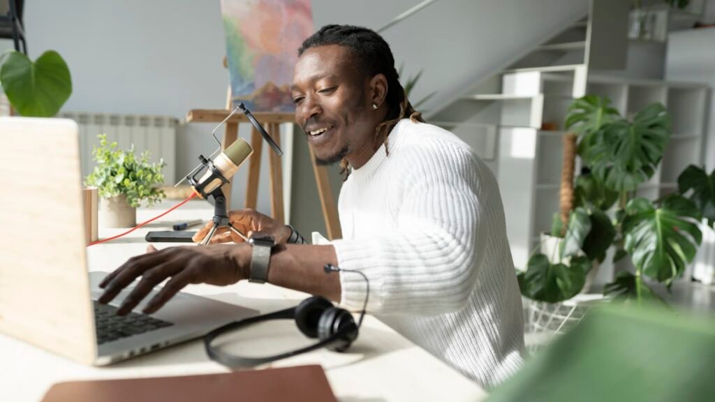 9 in-demand side hustles that can be done from home—and how much they pay