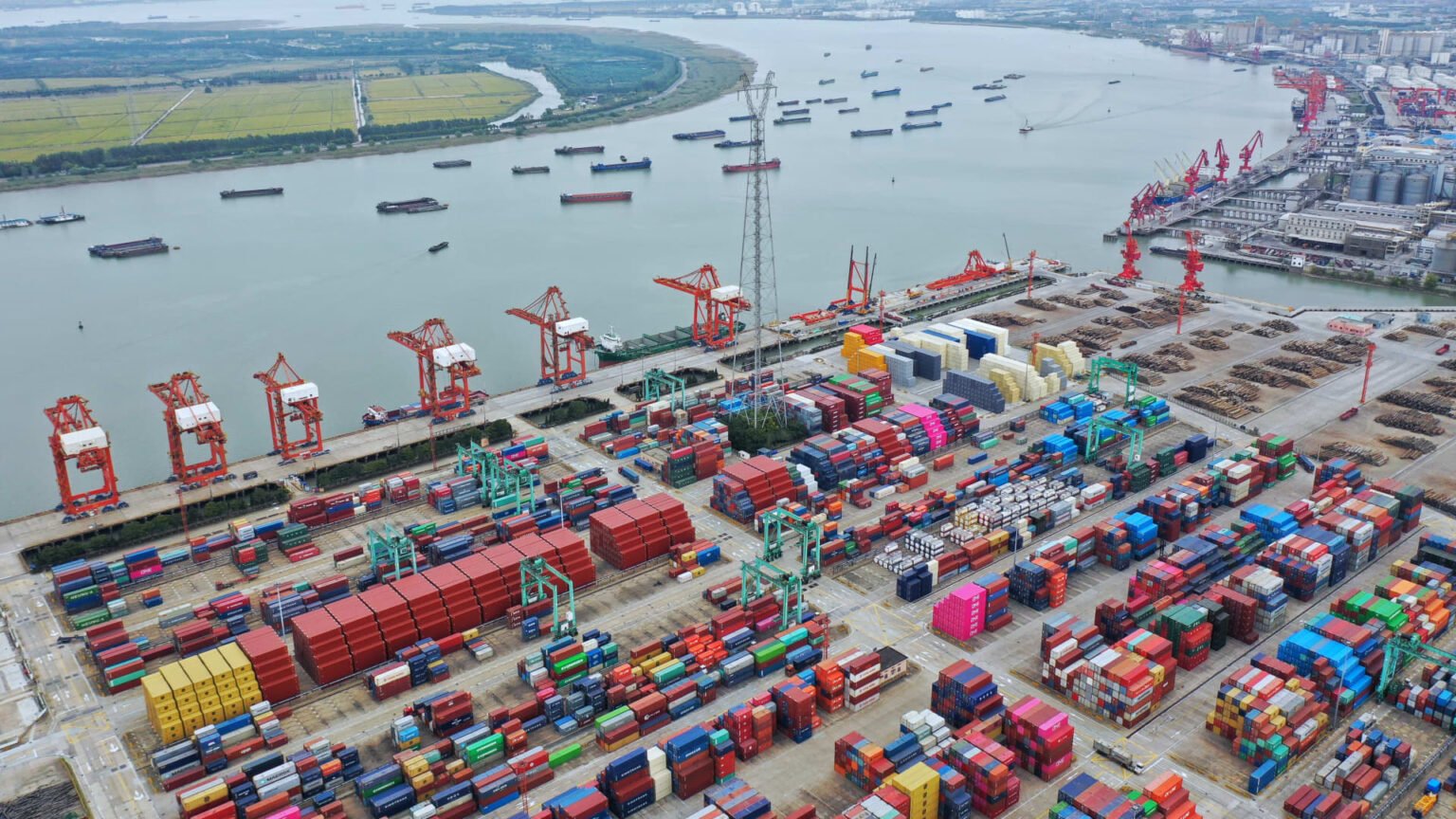 China reports third-quarter GDP grew by 3.9%, beating expectations