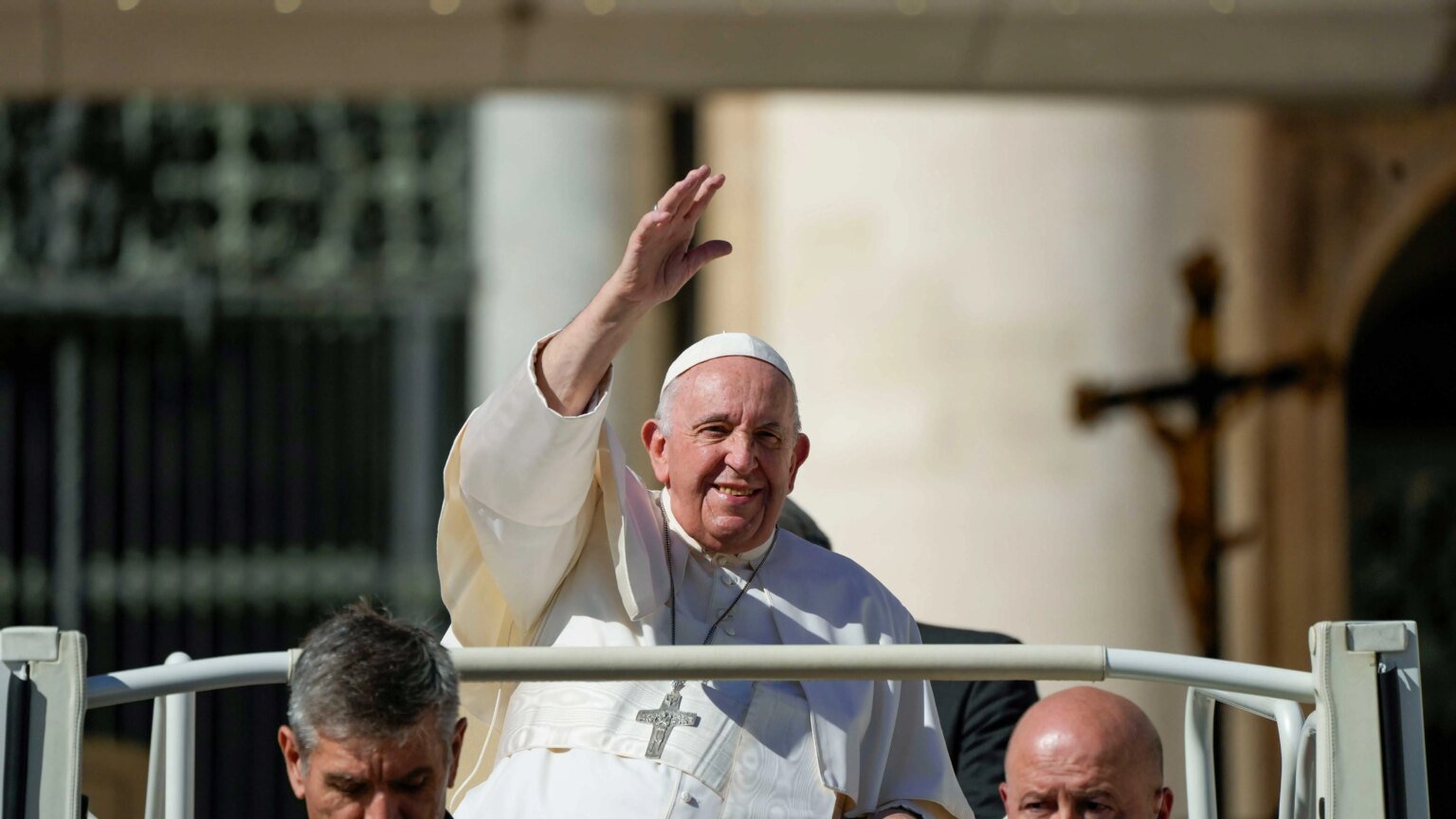 Pope Francis to visit Bahrain in effort to promote interfaith peace