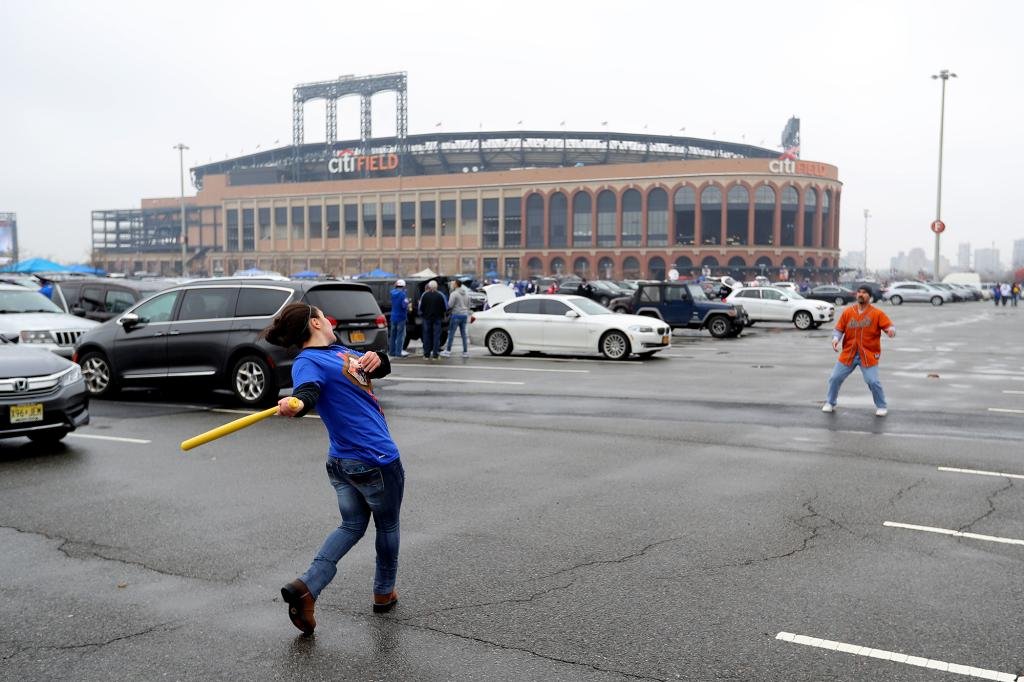 Mets close Citi Field staff parking lot for 2022 playoffs