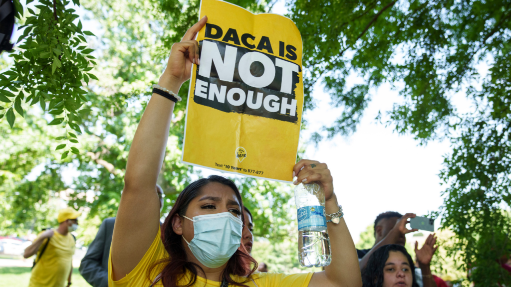 After DACA defeat, Dems ramp up pressure on Senate Republicans to move on amnesty