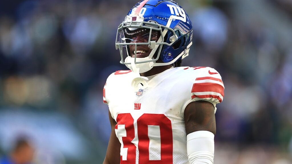 Giants’ Darnay Holmes asks fans to get their minds out of the gutter after viral video