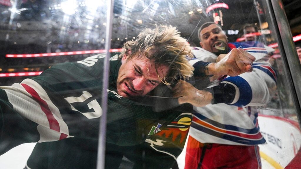 Rangers’ Ryan Reaves brawls with Wild’s Marcus Foligno, points to his bicep after fight: ‘Too strong’