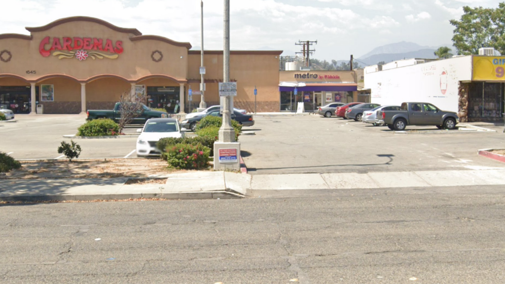 Deadly California car crash: Driver slams into taco stand in Pomona leaving 1 dead, 8 injured