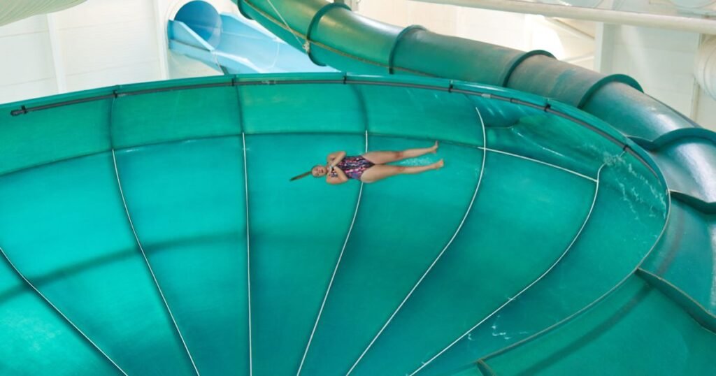 Incredible footage shows inside abandoned swimming pool at Butlins