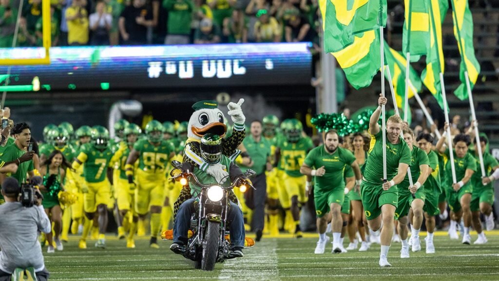 College Football Week 8 preview: Pac-12 takes center stage, Nick Saban looks to avoid rare occurrence