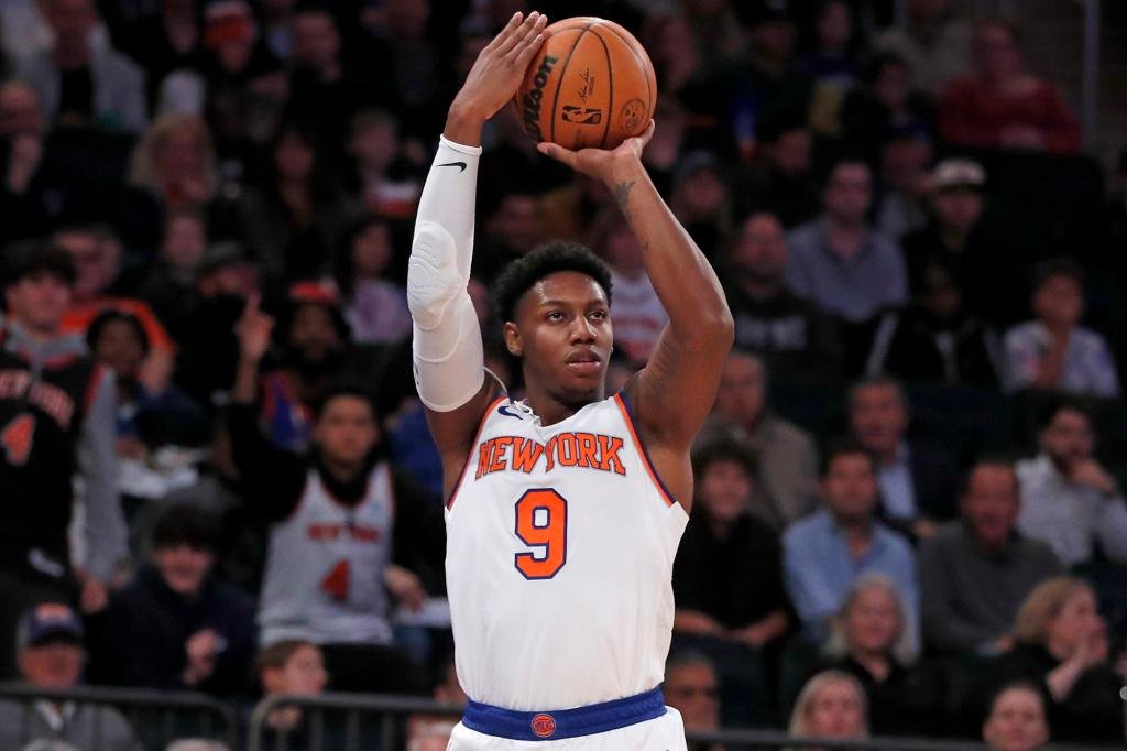 Knicks’ RJ Barrett finally makes first 3-pointers of season