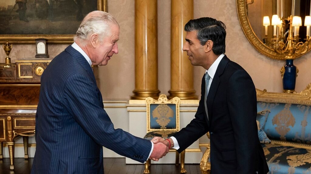 UK’s Rishi Sunak officially becomes prime minister amid economic crisis