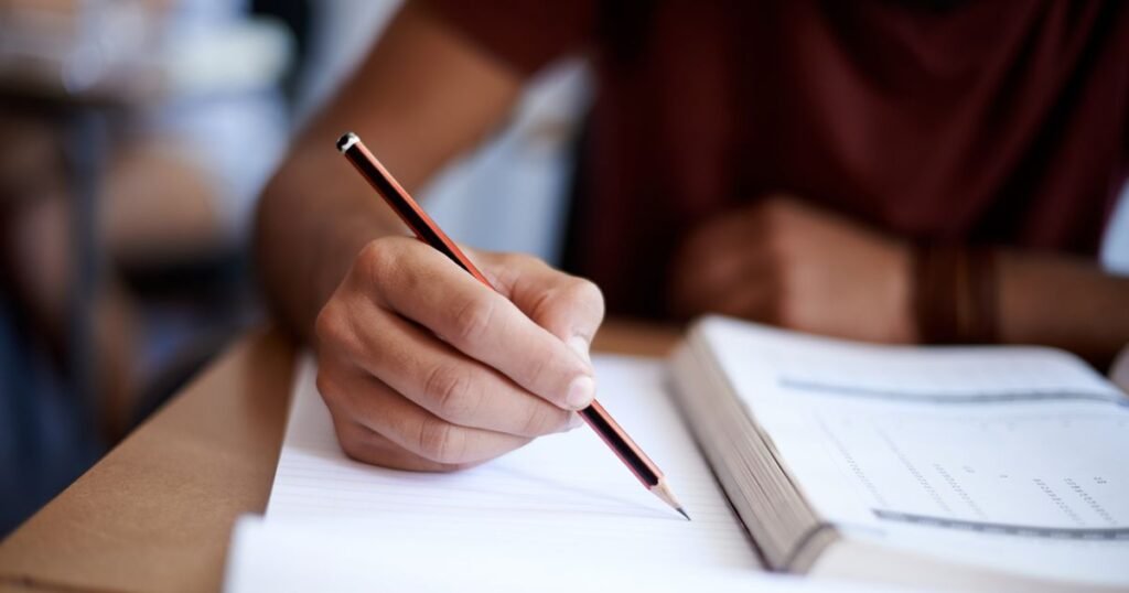Students to be paid £400 to stay in school – check if your child is eligible