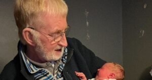 ‘Dying’ great-grandad rushed to hospital in police van after ambulance delay