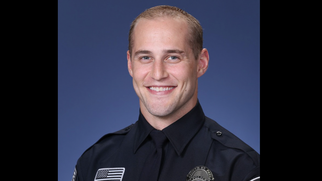 Off-duty Minnesota police officer rushes ‘without hesitation’ to save collapsed man working out at gym