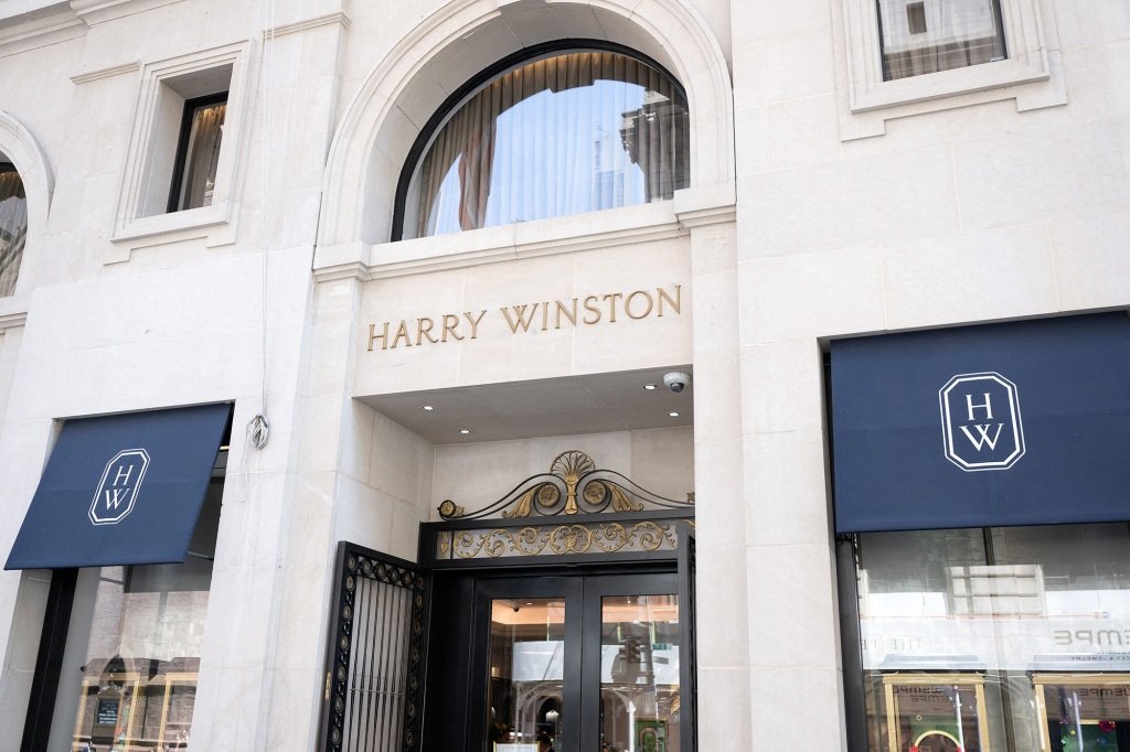 A Harry Winston jewelry store in Midtown Manhattan.