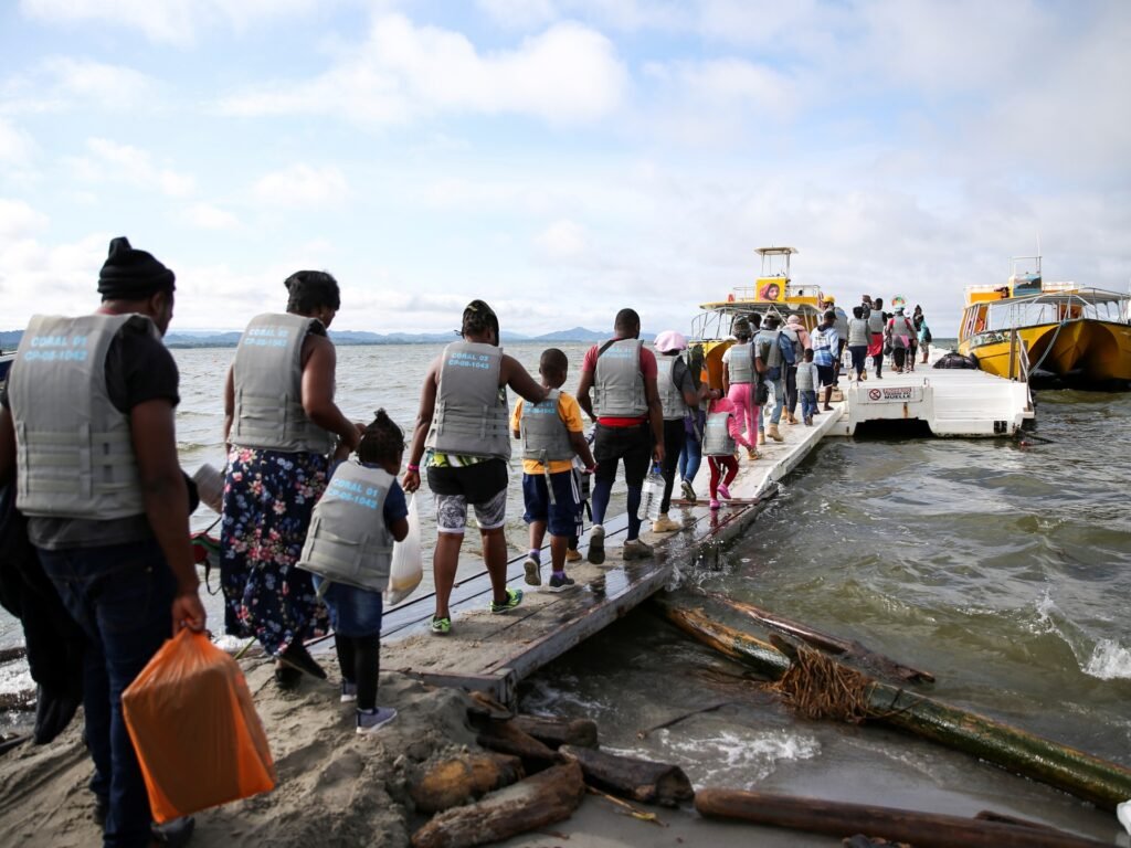 Thousands wait in Colombian town on trek to reach Darien Gap