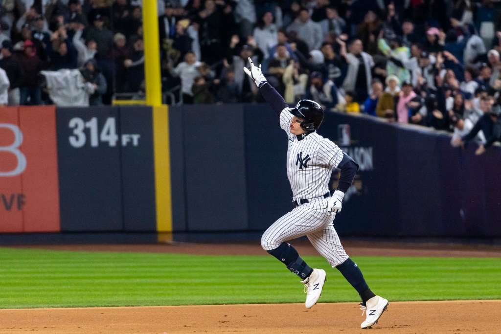 New York Yankees center fielder Harrison Bader (22) rounds the bases after hitting a solo home run in the sixth inning in Game 4 of the ALCS against the Houston Astros at Yankee Stadium, Sunday, Oct. 23, 2022, in Bronx, NY.