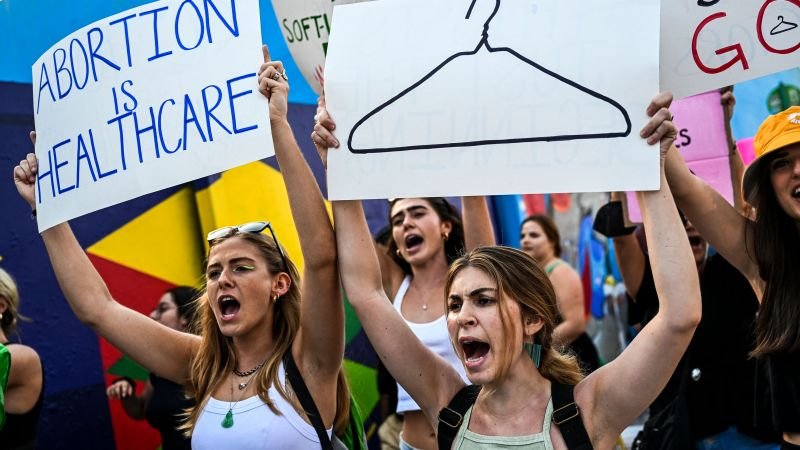 Opinion: It’s time to launch a counterattack on the abortion issue, Republicans. Here’s how
