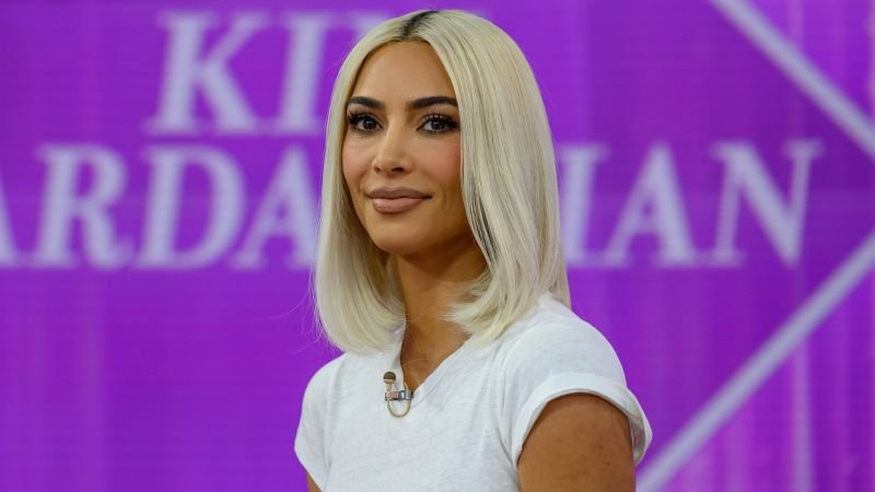 Kim Kardashian charged by SEC, agrees to pay $1.3 million fine