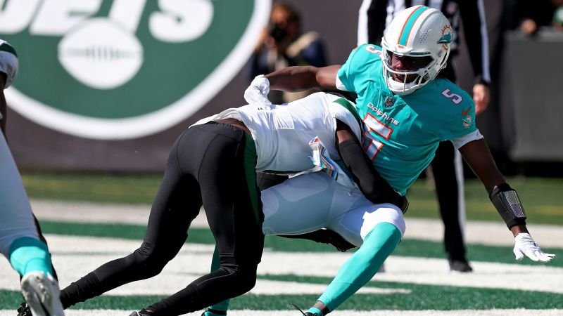 NFL’s new concussion protocol triggered Miami Dolphins QB Teddy Bridgewater’s removal Sunday, team says