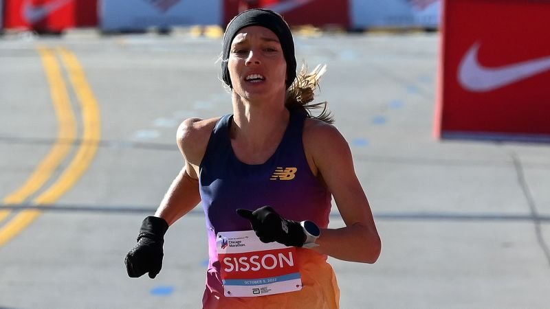 Emily Sisson set a record at the Chicago Marathon for American women