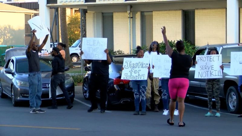 Jaheim McMillan: The fatal shooting of a 15-year-old by police in Mississippi is under state investigation, officials say