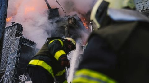 The mayor of Kyiv called on residents to save 