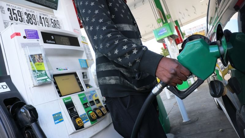 Gas prices are heading down, with or without Biden’s help