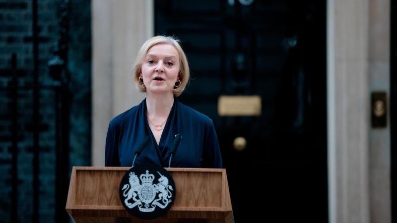 What happens next after Liz Truss resigns as British prime minister?