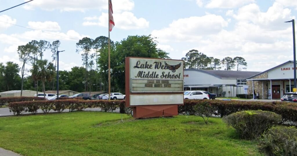 Florida student gives out $10K to classmates after allegedly stealing grandmother’s savings, police say