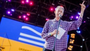 British LGBTQ activist Peter Tatchell protests outside the Qatar national museum