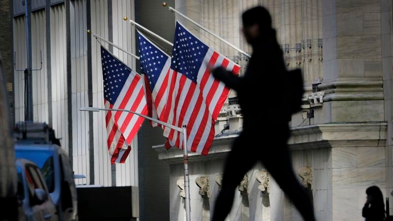 Dow surges more than 800 points on the back of record oil profits