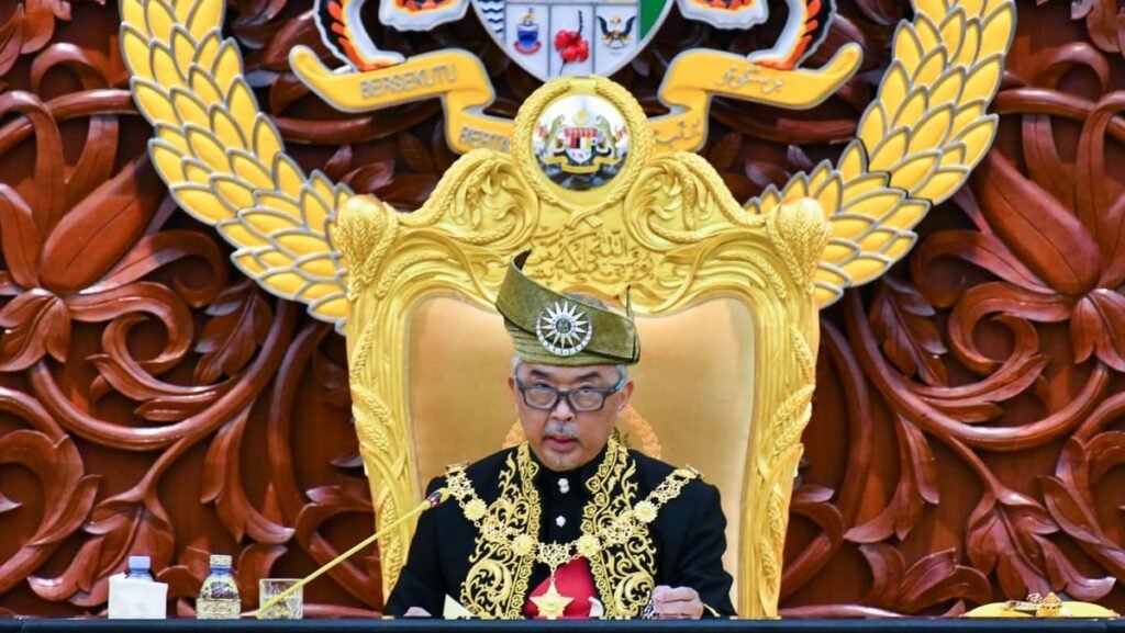 Malaysia king says he had no choice but to agree to parliament dissolution