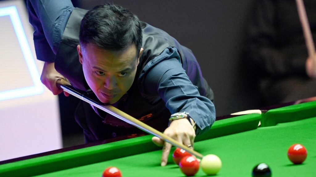 Marco Fu makes sublime 147 in deciding frame to stun John Higgins in semi-final thriller at Hong Kong Masters