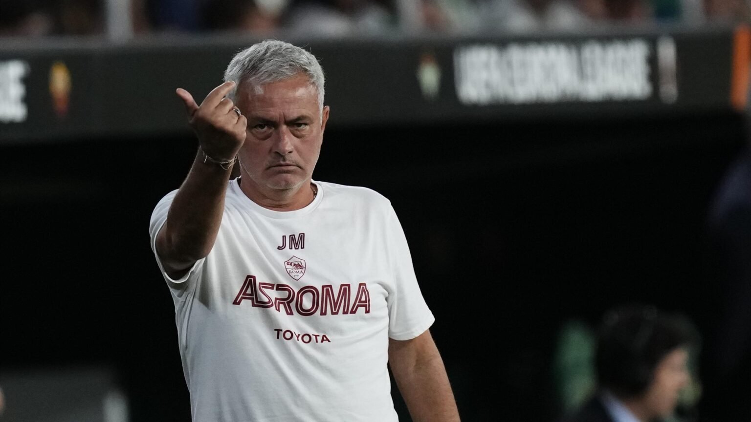 Jose Mourinho takes aim at ‘failed sharks of Champions League’ after Roma draw with Real Betis – The Warm-Up