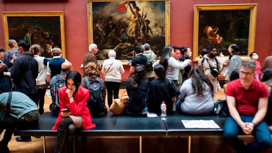 Transatlantic travel soars as Americans make most of strong dollar