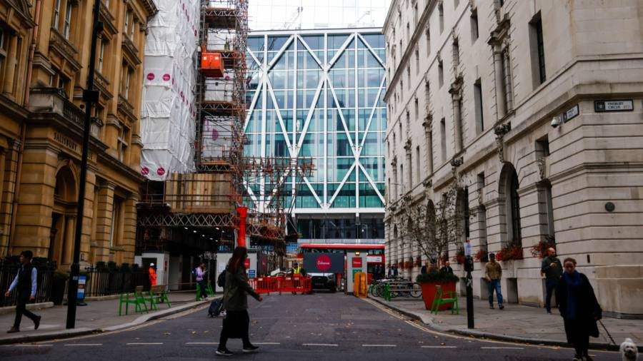 Investors pile out of UK property funds after bond market shock