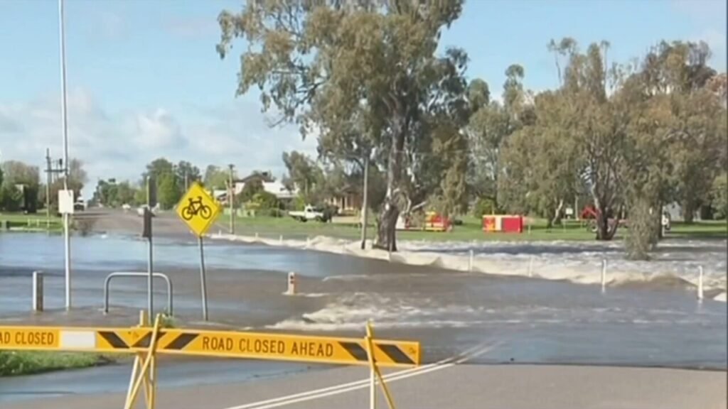 Flooding expected in Tasmania as storm fronts move across the island state
